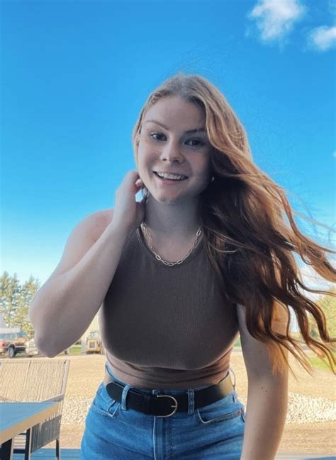 busty redheads|SFWRedheads .